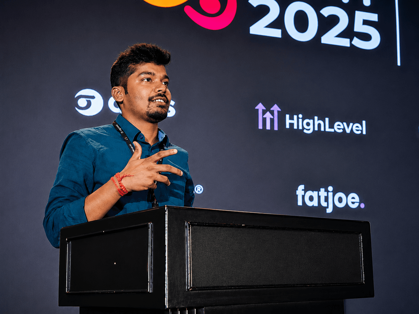 Santanu Rakshit speaking at SEO and AI conference in Ho Chi Minh City